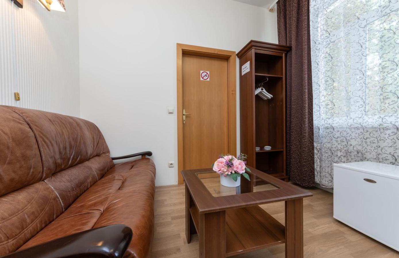 Mini-Hotel Guest Residence Kiev Buitenkant foto