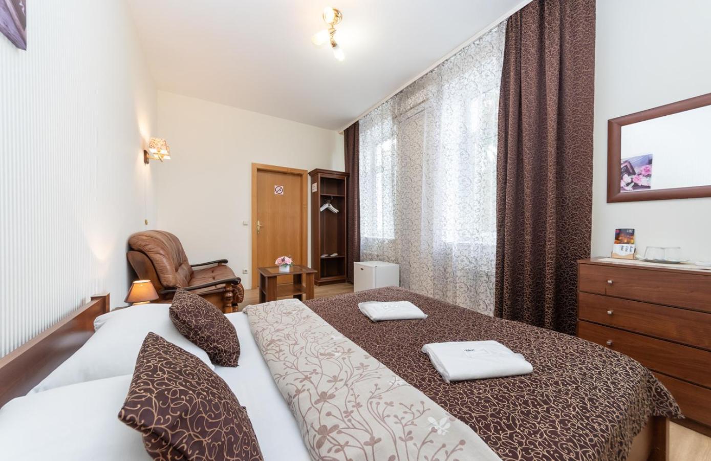 Mini-Hotel Guest Residence Kiev Buitenkant foto